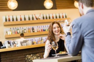 2025 年德国葡萄酒进口市场分析：均价上涨、结构优化，意法西稳居供应前三甲